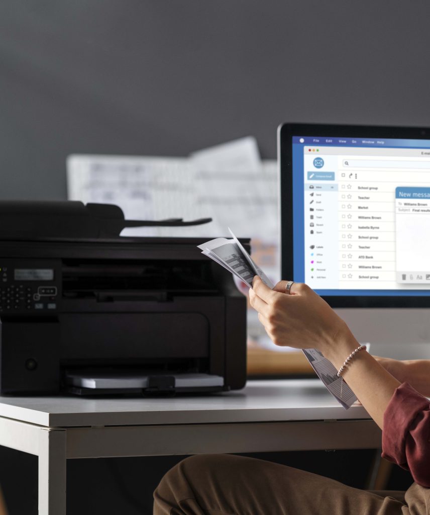 medium-shot-woman-sitting-desk web